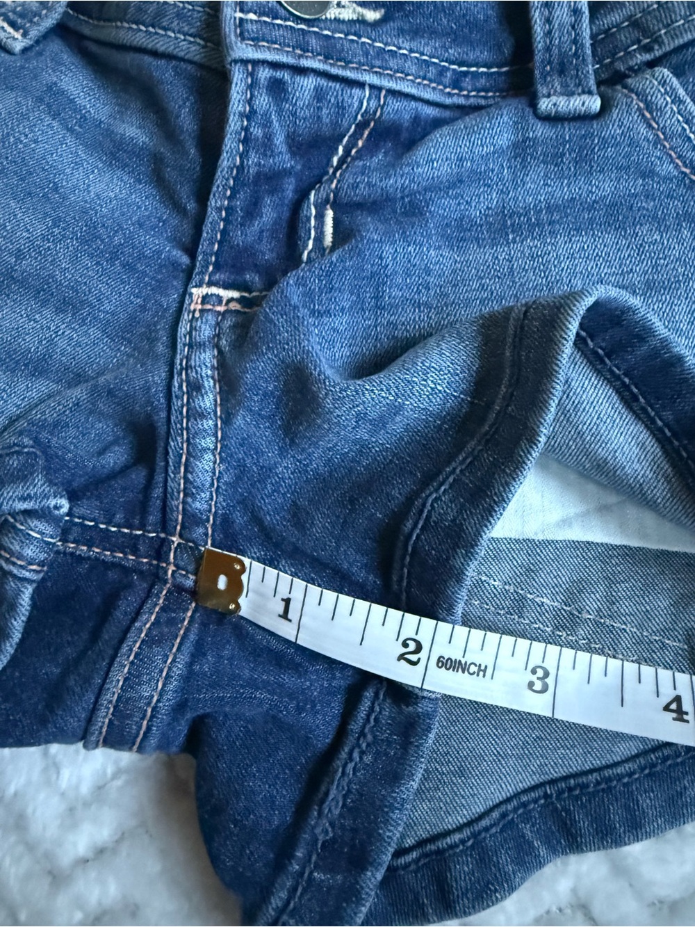 2000s Hollister Ultra Low Rise Mini Shorts Size 2 - Picture 4 of 6